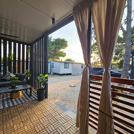 Campsite Mobile Majda
